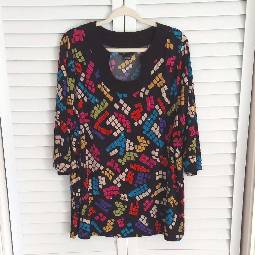 Maggie Barnes Top, Size 1X, Graphic Tunic with Emellishments, Black